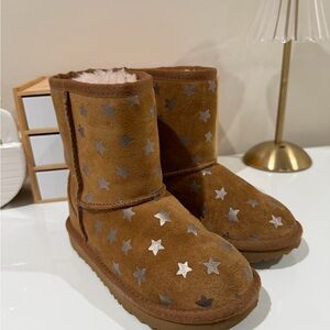 Ugg Brown Star Patterned Boots